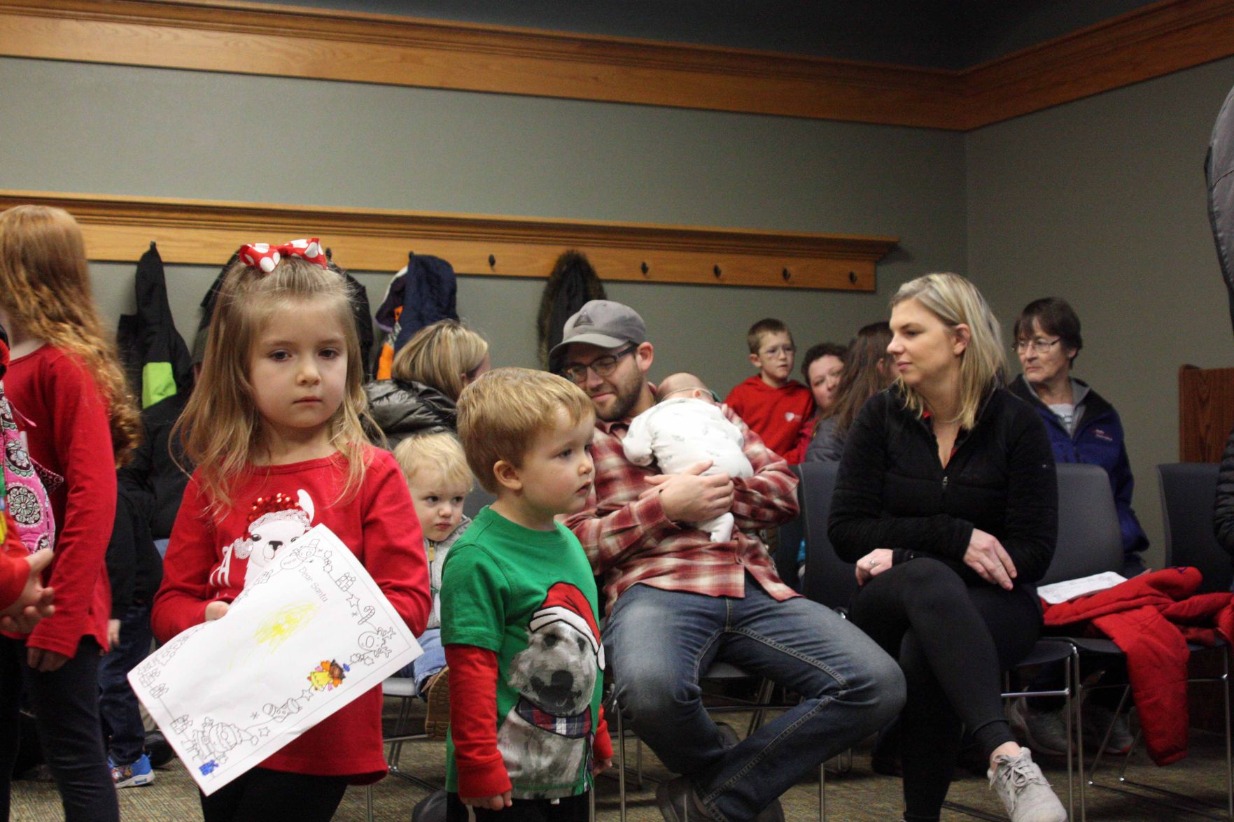 121318-reed-news-santa014